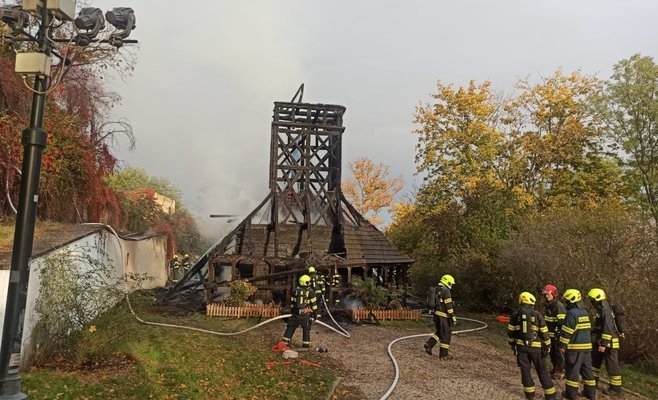 Значительную часть сгоревшей церкви Святого Михаила в Праге можно спасти