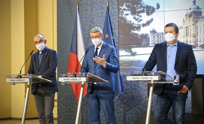 Правительство ЧР снова ужесточило противоэпидемические меры