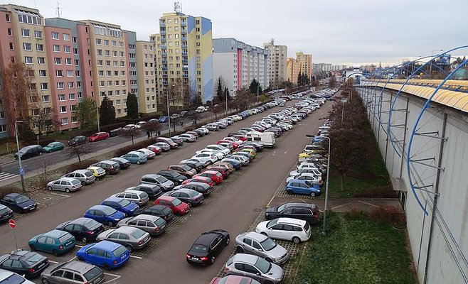 Парковка в Праге может стать дороже