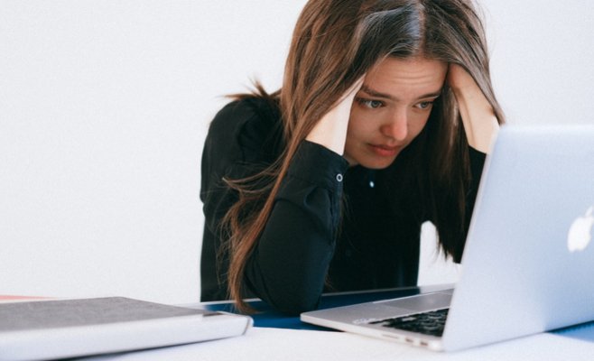 Безработица в ЧР снова выросла и превысила 4%