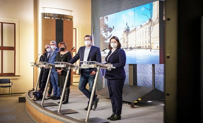 Чрезвычайное положение в Чехии завершится 14 февраля