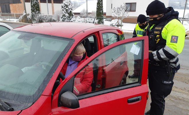 Со среды документы для поездок между округами должны быть только на бумажном носителе