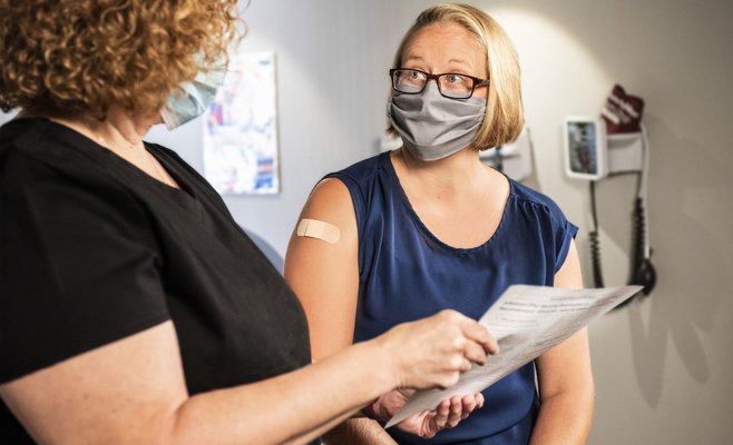 Паспорта вакцинации могут появиться уже в мае