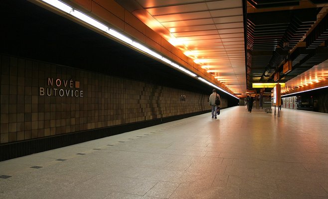 Мобильный сигнал распространился еще на три станции пражского метро