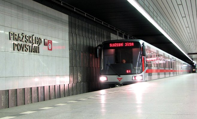 На Пасху будет приостановлено движение поездов метро на линии С