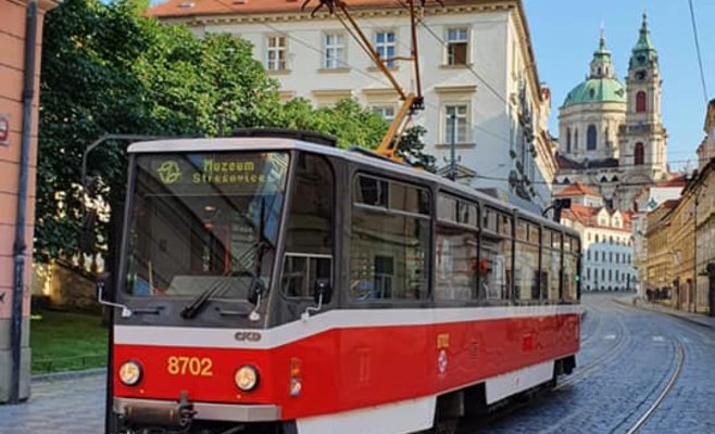 Сегодня Прага попрощается с трамваями типа T6A5