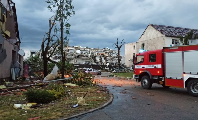 По Южной Моравии прошел разрушительный шторм, есть погибшие