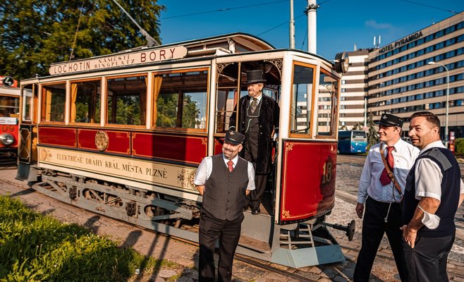 В воскресенье в Праге состоялся парад трамваев