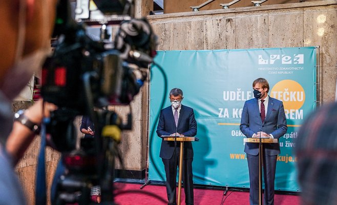 Правительство ЧР изменило некоторые меры по борьбе с коронавирусом и условия поездок