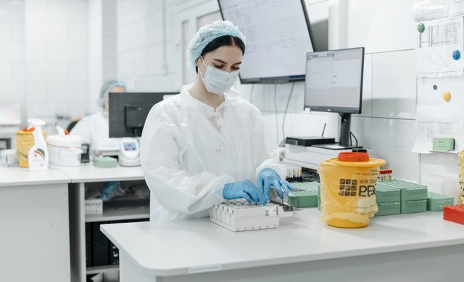 Рост числа случаев коронавируса в Чехии продолжает ускоряться