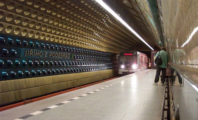 Станция метро «Йиржиго из Подебрад» будет закрыта на 10 месяцев