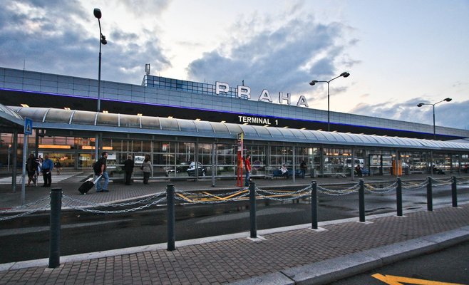 Чаще всего из пражского аэропорта пассажиры летали в Бургас, Амстердам и на Родос