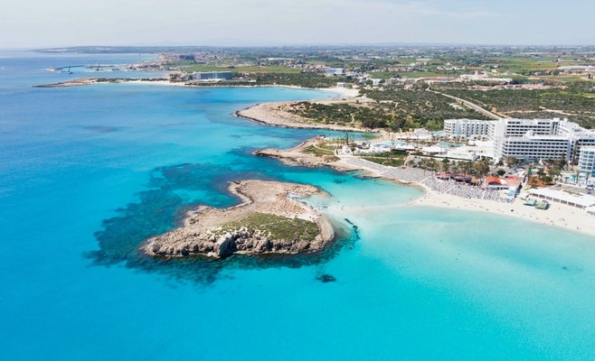 С понедельника, 25 октября, меняются условия возвращения из Польши, Нидерландов и Кипра