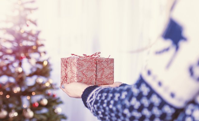 Большинство чехов собираются потратить на рождественские подарки до 8 тыс. крон