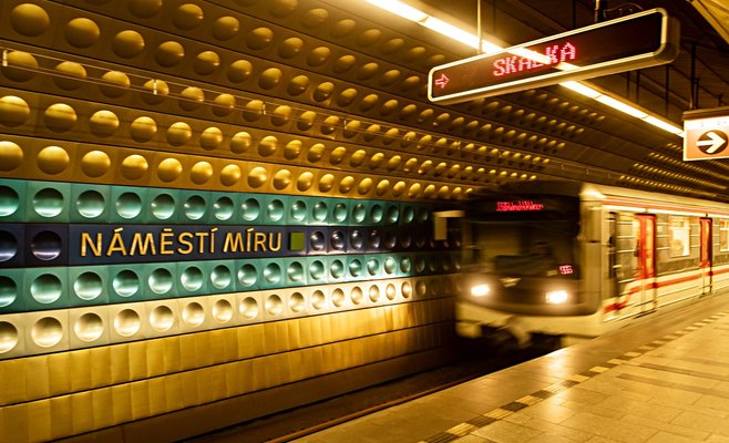 До конца года пражское метро будет полностью покрыто сигналом мобильной связи