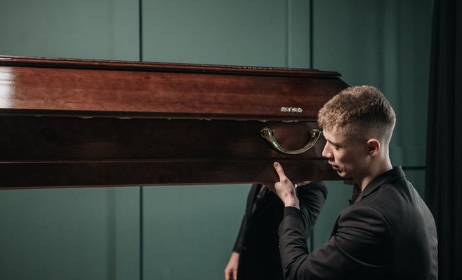 С начала эпидемии в Чехии от Covid-19 умерло более 33 тыс. человек