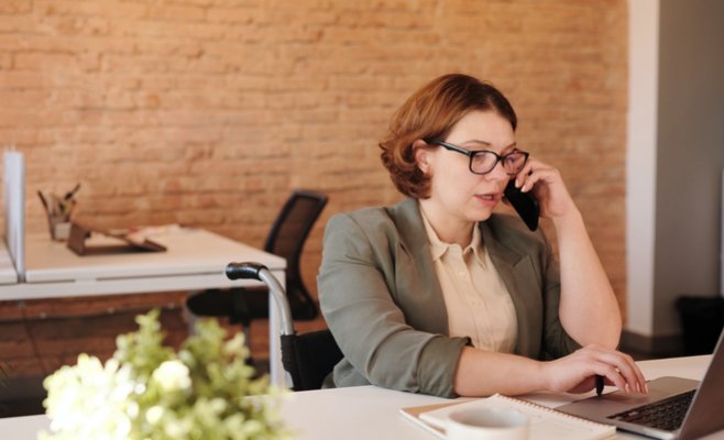 Опрос: две трети людей хотят совмещать удаленную работу и работу в офисе