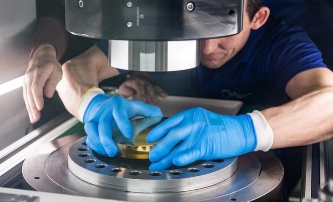 Чешский монетный двор выпустил самую большую золотую монету в Европе