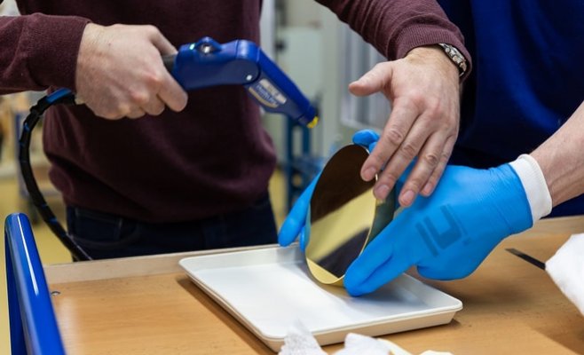 Чешский монетный двор выпустил самую большую золотую монету в Европе