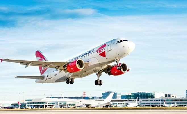 Чешские авиалинии пока не планируют отменять рейсы в Киев