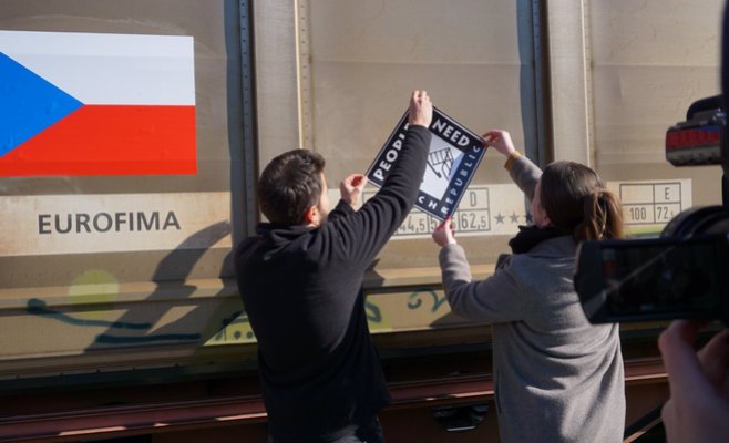 Поезд с гуманитарной помощью для Украины сегодня вечером отправился из Праги