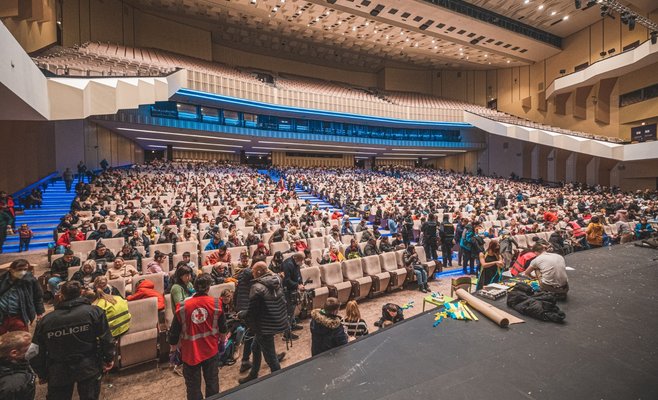 Прага хочет, чтобы государство выплачивало домохозяйствам дотацию на размещение беженцев