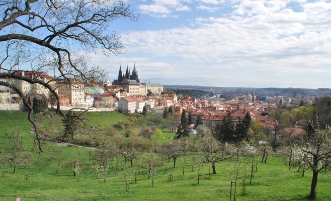 Обзор: какие изменения ожидают чехов в апреле