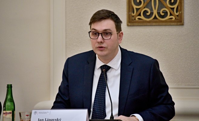 Чехия осудила убийства мирных жителей в Украине