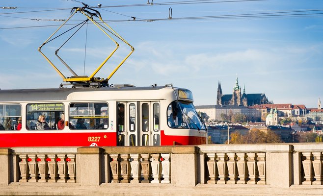 Ношение респираторов в общественном транспорте могут отменить после Пасхи