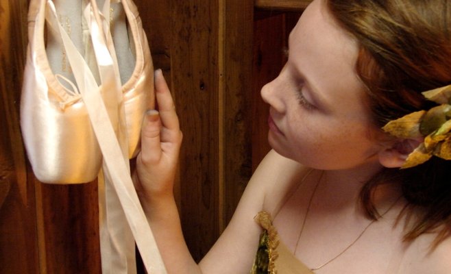 Национальный театр организует уроки балета для украинских детей