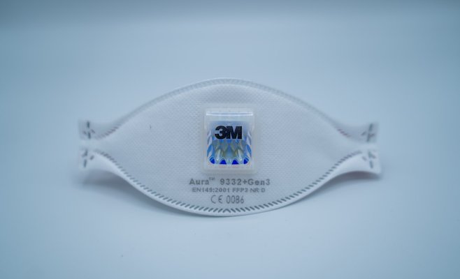 Ношение респираторов в Чехии отменят с 11 мая