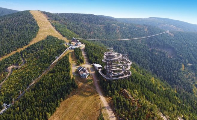 На следующей неделе в Чехии откроется самый длинный подвесной мост в мире