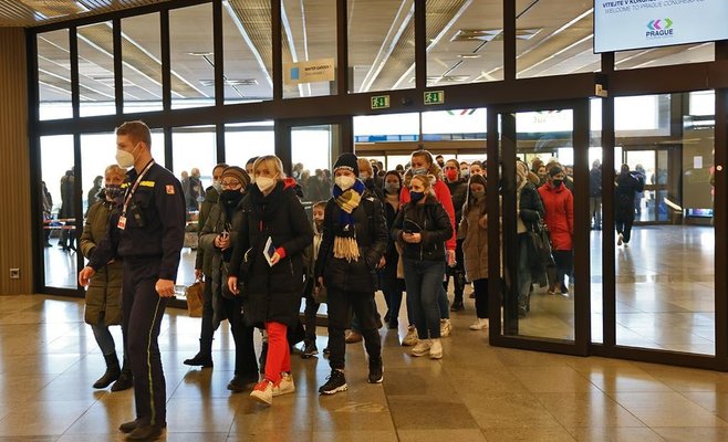 В Чехии ужесточат паспортный контроль для украинских беженцев