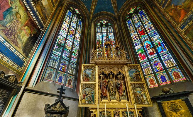 Ватикан назначил Яна Граубнера новым архиепископом Праги