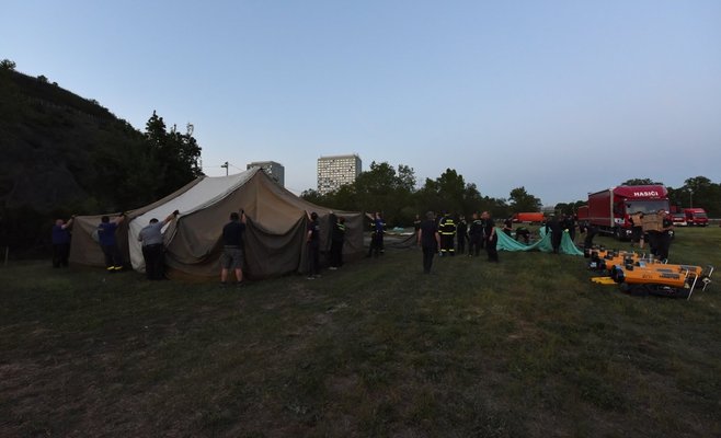 Строительство палаточного городка не разгрузило главный железнодорожный вокзал Праги