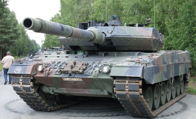 Чехия закупит современные танки Leopard 2A7