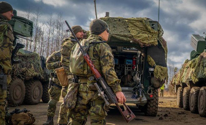 Чехия входит в пятерку крупнейших поставщиков оружия в Украину