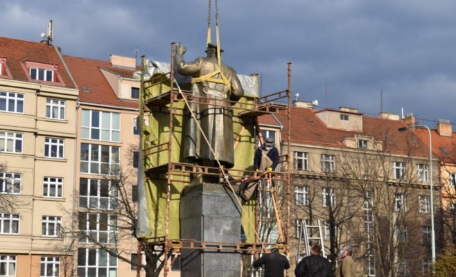 Советский маршал Конев перестал быть почетным гражданином Праги