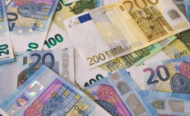 Всё больше жителей Чехии поддерживают введение евро