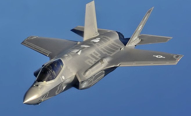 Чехия хочет купить американские истребители F-35 Lightning