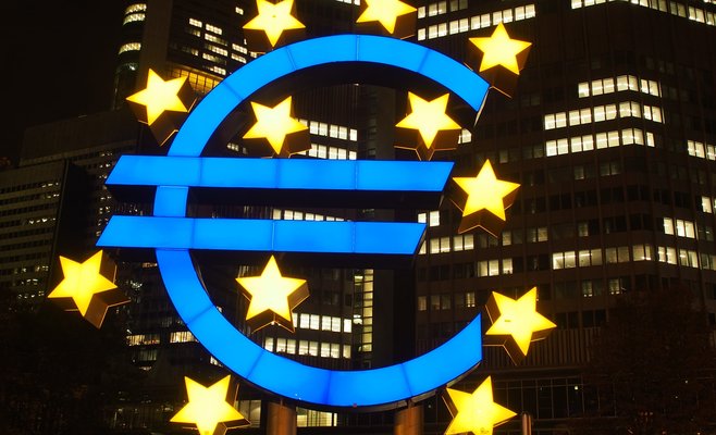 Введение евро в Чехии сейчас невыгодно и нереально