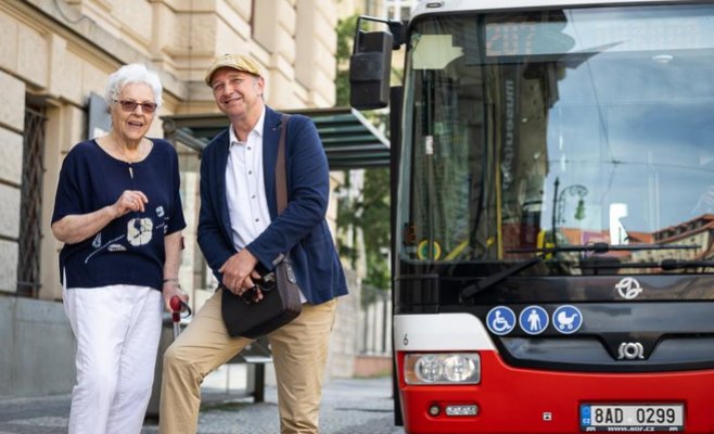 Новым голосом пражских автобусов и трамваев станет актер Ян Вондрачек