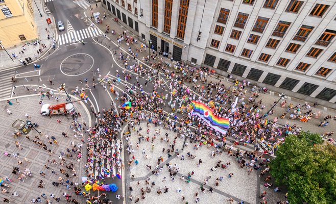 В радужном параде Prague Pride приняли участие около 60 тыс. человек