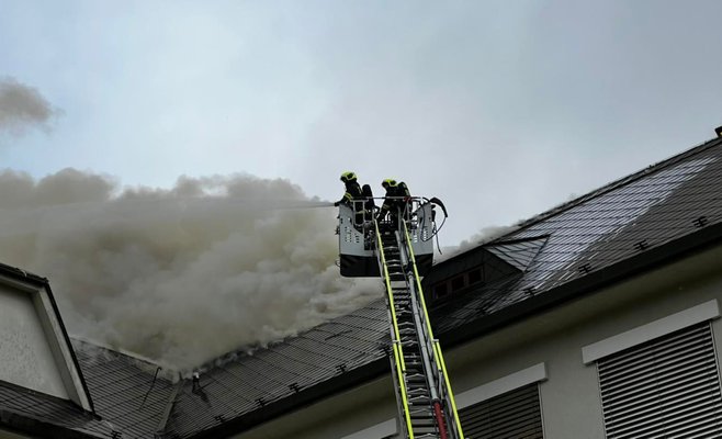 В здании Центрального военного госпиталя в Праге произошел пожар