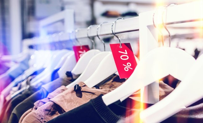 Розничные продажи в Чехии падают четвертый месяц подряд