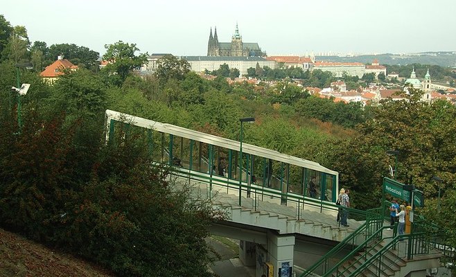 Канатная дорога на Петршин закроется на плановый ремонт