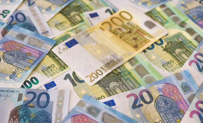 Минфин и ЧНБ пока не рекомендуют правительству Чехии переходить на евро