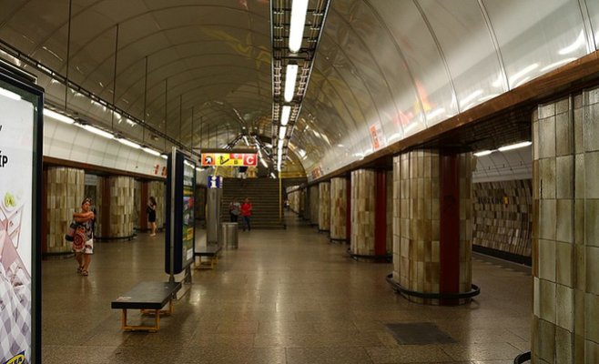 В этом году станция метро «Флоренц» будет закрываться восемь раз из-за ремонта потолочной плиты