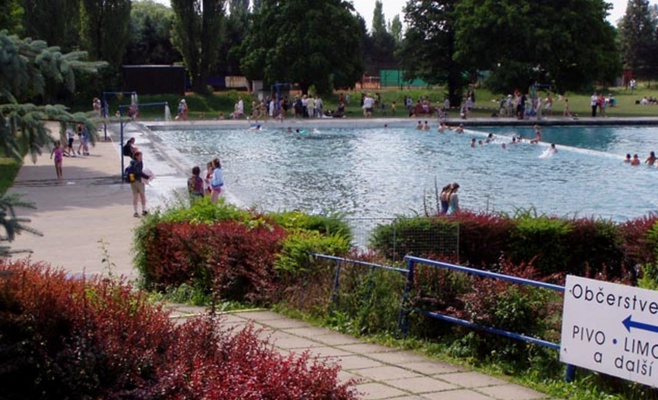 Бассейн Avia Čákovice