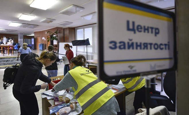 Подсчитано количество легально проживающих украинцев в Чехии на конец 2022 года